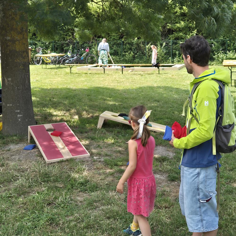 Photo Location du Cornhole lors d'un événement organisé par un comité des Fêtes dans les Bouches du Rhône (13)