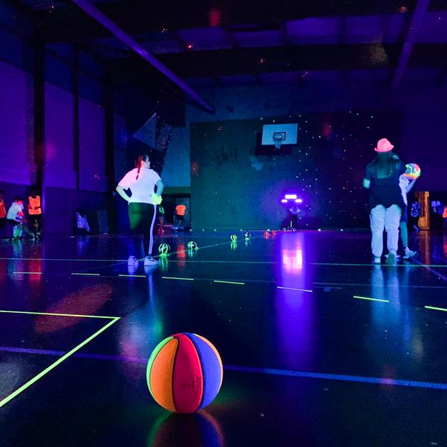 Photo Le Basket Fluo